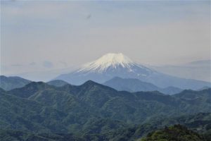 4/9 コヤシロ山から見た富士山