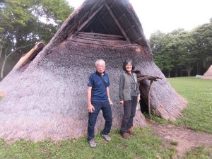 12/12 縄文考古館の住居跡で