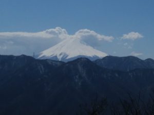 06 山頂からの富士山