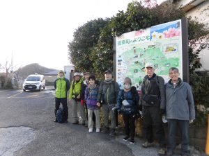 1/12 安房勝山駅より「水仙ロード」に出発