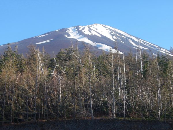 12/12 スバルライン五合目から登ってきた富士山を見る　きつかった!
