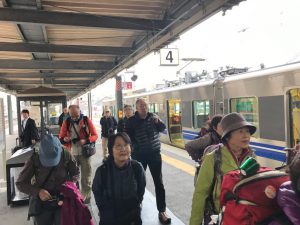 1/9 長浜駅到着、雨模様の朝になった