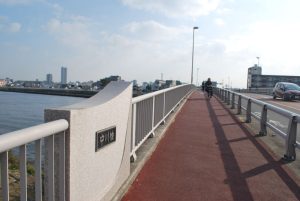 3/9 中川橋を渡る