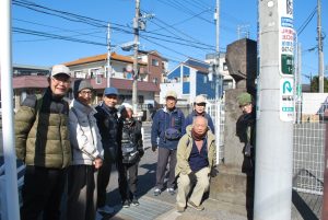 5/9「成田街道」の石碑