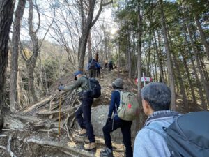 5/10 男坂を登る