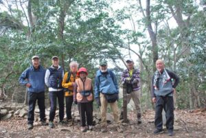 10/12本丸落城し最後の砦「詰城」跡で集合写真